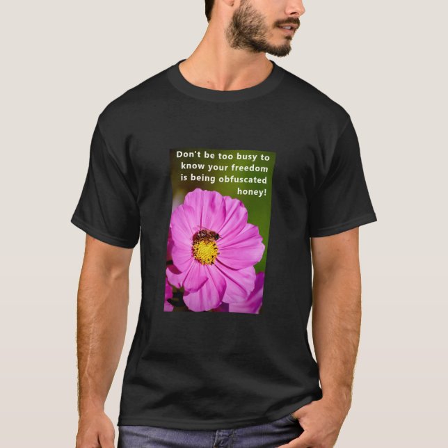 Camiseta Ocupada (oscura) (Anverso)