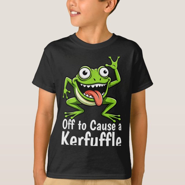 Camiseta Off To Cause A Kerfuffle Funny Meme Frog Mischief  (Anverso)