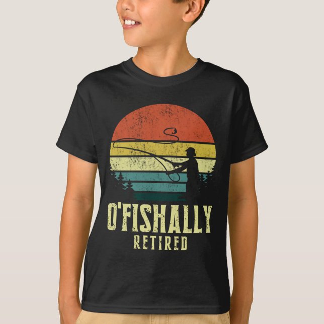 Camiseta Ofishally Retired Funny Fishing Retirement  (Anverso)