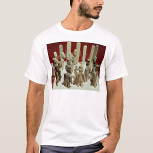 Camiseta Ofrecimiento de dieciséis figuras masculinas, del
