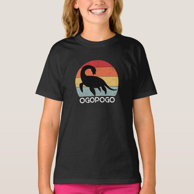 Camiseta Ogopogo, el Monstruo del Lago Okanagan de los 70 (Anverso)