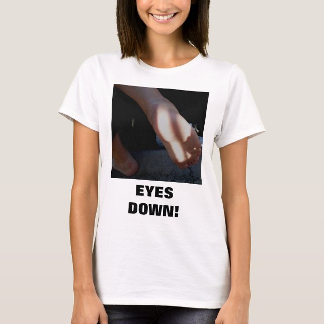 CAMISETA ¡OJOS ABAJO! (Anverso)