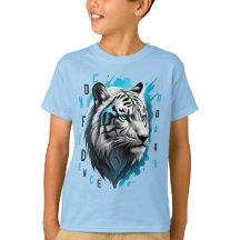 Ojos azules intensos: Tigre blanco a rayas negras