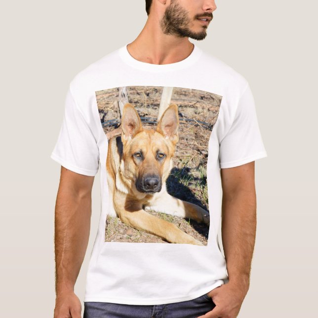 Camiseta Ojos espantados, Pastor Alemán, (Anverso)