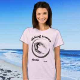 Camiseta Olas en bicicleta desde...diseño de surfista negro