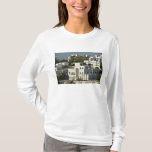 Camiseta Omán, Muscat, Qurm. Edificios de la zona de Qurm