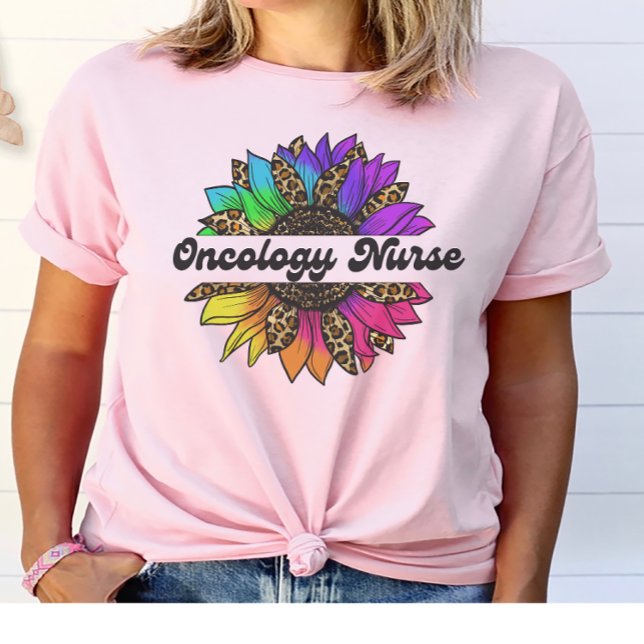 Camiseta Oncología Enfermera Profesión Girasol Arcoiris (Oncology Nurse Profession Rainbow Sunflower T-Shirt
)