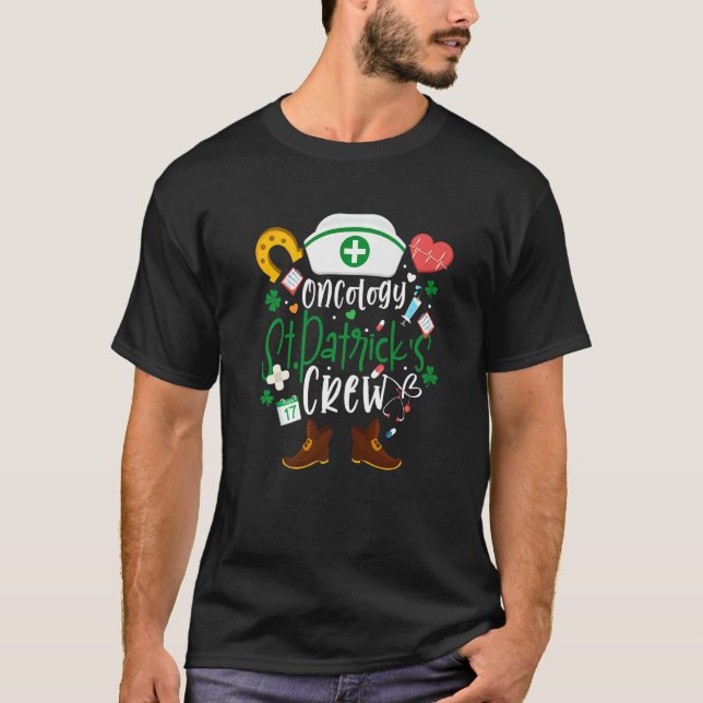 Camiseta Oncología St Patrick's Day Nurse Crew Family Group (Anverso)