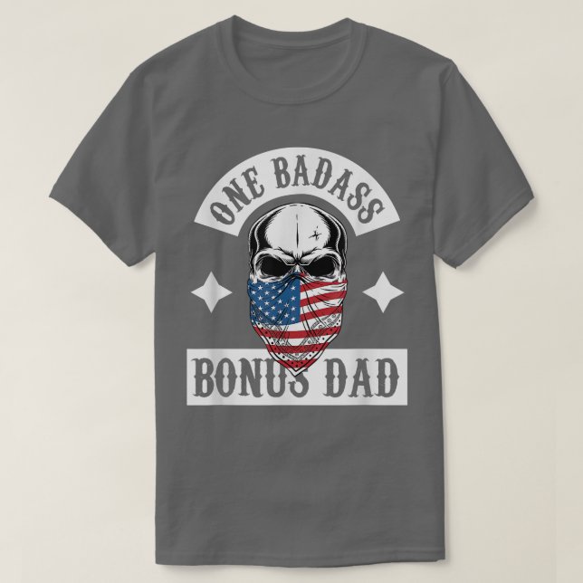 Camiseta One Badss Step Dad Skeleton the día del padre  (Diseño del anverso)