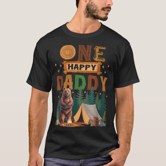 Camiseta One Happy Daddy Camper 1st Birthday Camng Bear  (Anverso)