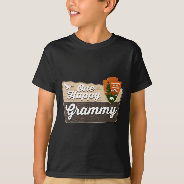 Camiseta One Happy Grammy Camper Matching Birthday Decorati (Anverso)