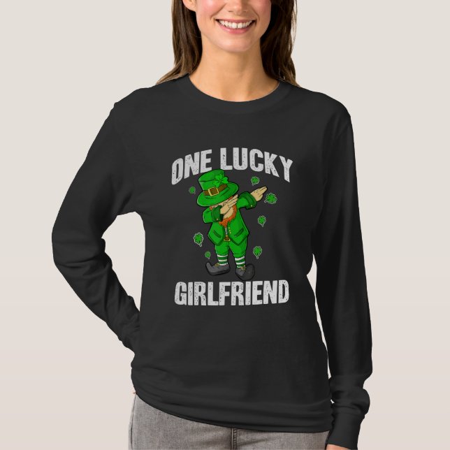 Camiseta One Lucky Girlfriend St Patricks Day Dabbing Lepre (Anverso)