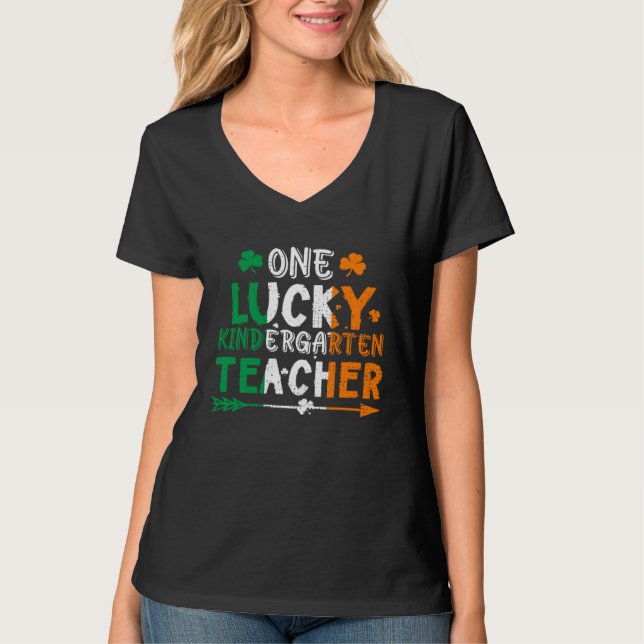 Camiseta One Lucky Kindergarten Teacher St Patricks Day Iri (Anverso)