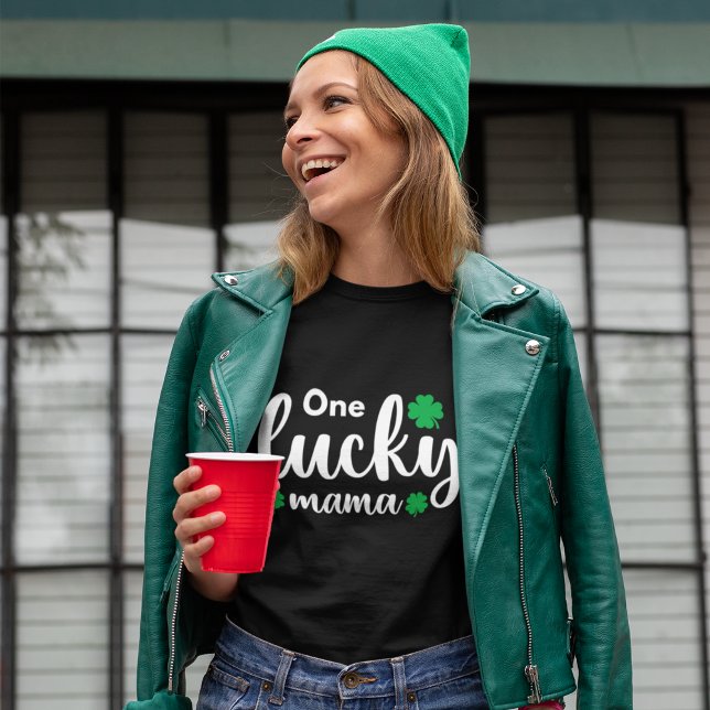 Camiseta One Lucky Mama Funny St Patrick Day (Subido por el creador)