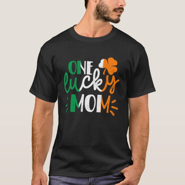 Camiseta One Lucky Mom St Patricks Day Irish Flag Ireland F (Anverso)