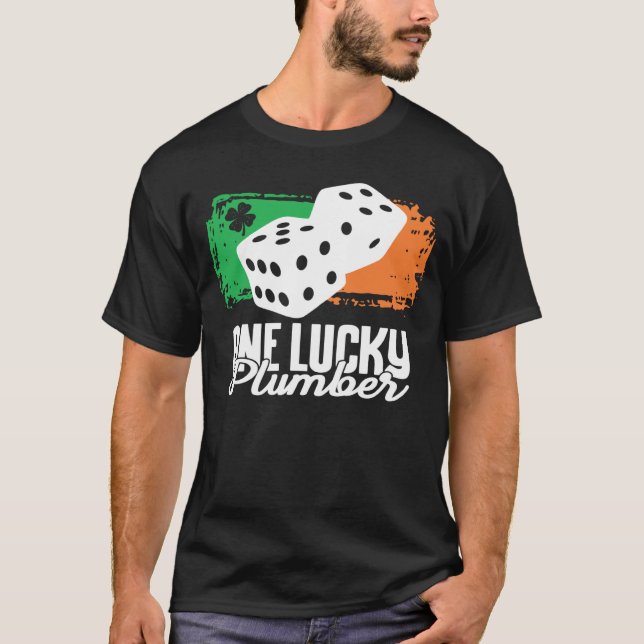 Camiseta One Lucky Plumber Dice Game  Family Group Matching (Anverso)
