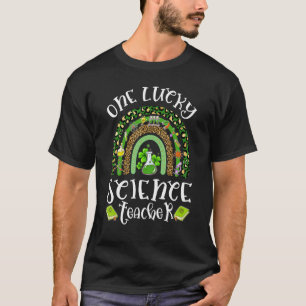 Camiseta One Lucky Science Teacher Leopard Rainbow St Patri
