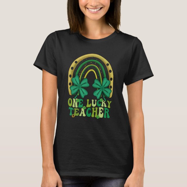 Camiseta One Lucky Teacher Groovy Retro Rainbow St Patricks (Anverso)