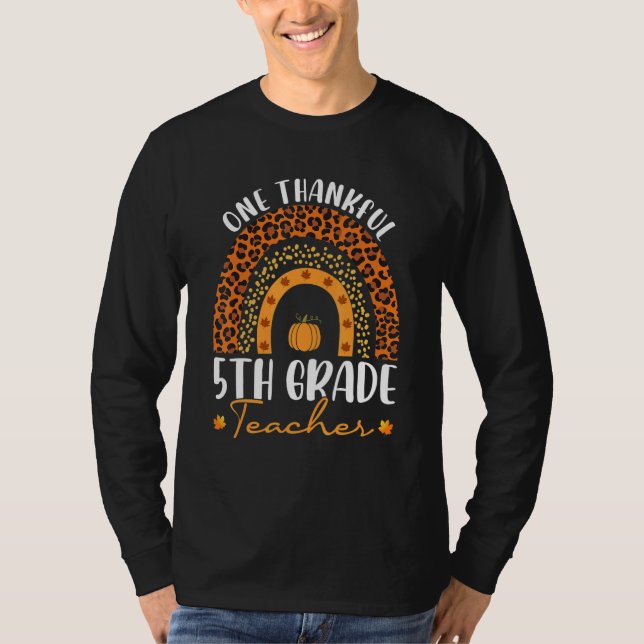 Camiseta One Thankful 5th Grade Teacher Rainbow Leopard Gro (Anverso)