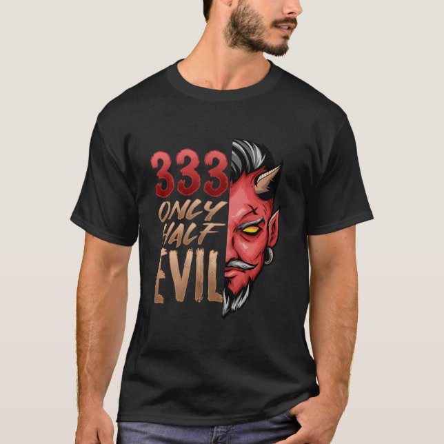 Camiseta Only Half Evil 333 Halloween Devil Scary Face (Anverso)