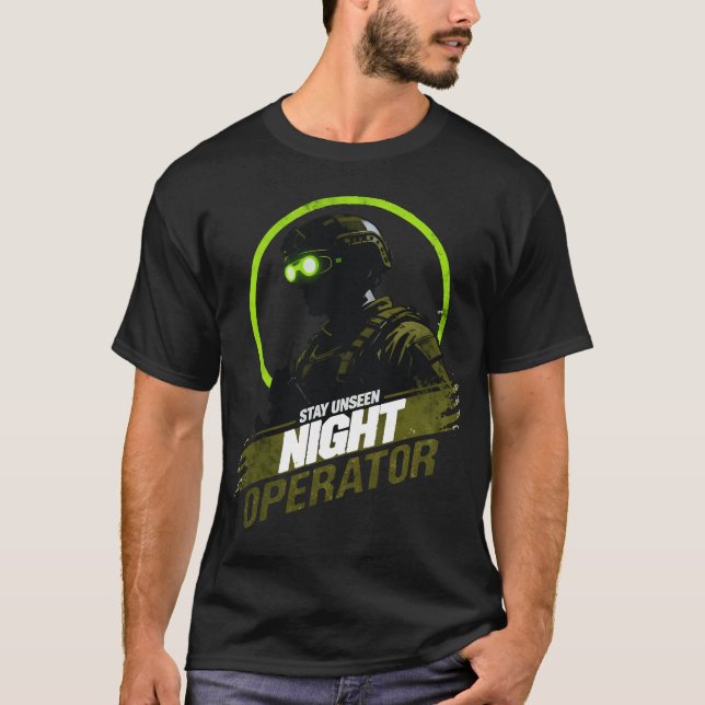 Camiseta Operador Nocturno Permanece Invisible Visión Tácti (Anverso)