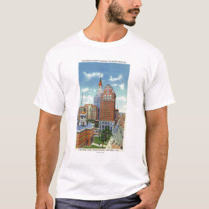 Camiseta Opinión de la torre del edificio y de los viajero