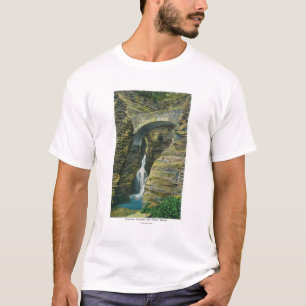 Camiseta Opinión del puente de la cascada y del centinela
