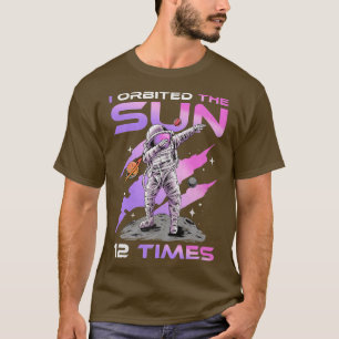Camiseta Orbité El Sol 12 veces, 12 cumpleaños Astronau