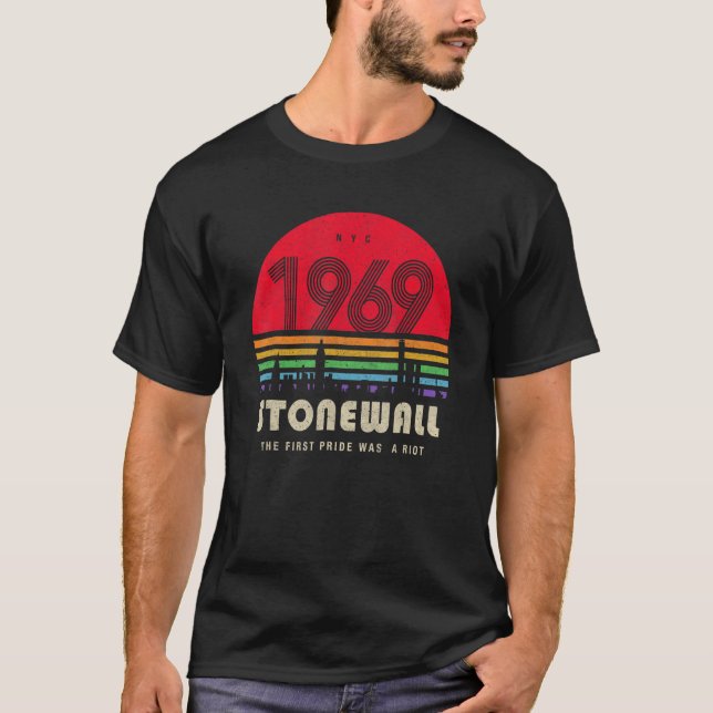 Camiseta Orgullo 50 Aniversario Stonewall 1969 fue un motín (Anverso)