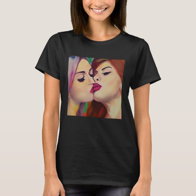 Camiseta Orgullo acuático dos mujeres comparten un beso (Anverso)