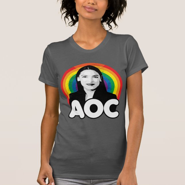 Camiseta Orgullo Arcoíris de AOC (Anverso)