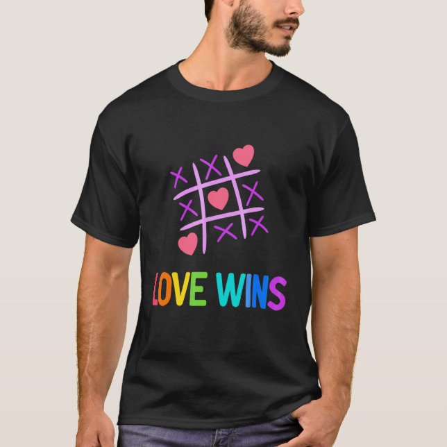 Camiseta Orgullo Bandera Arcoiris Amor Gana Tic Tac Toe Lgb (Anverso)