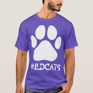 Camiseta Orgullo de gatos salvajes con pasto angustiado