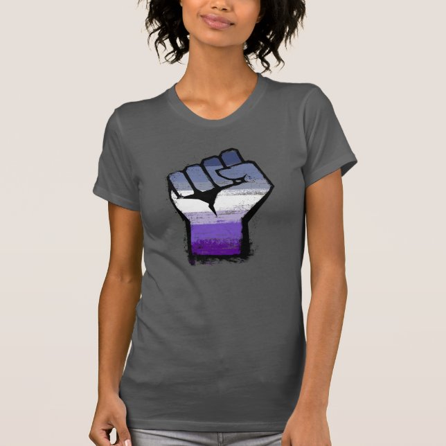 Camiseta Orgullo de Puño Lesbiana Butch (Anverso)