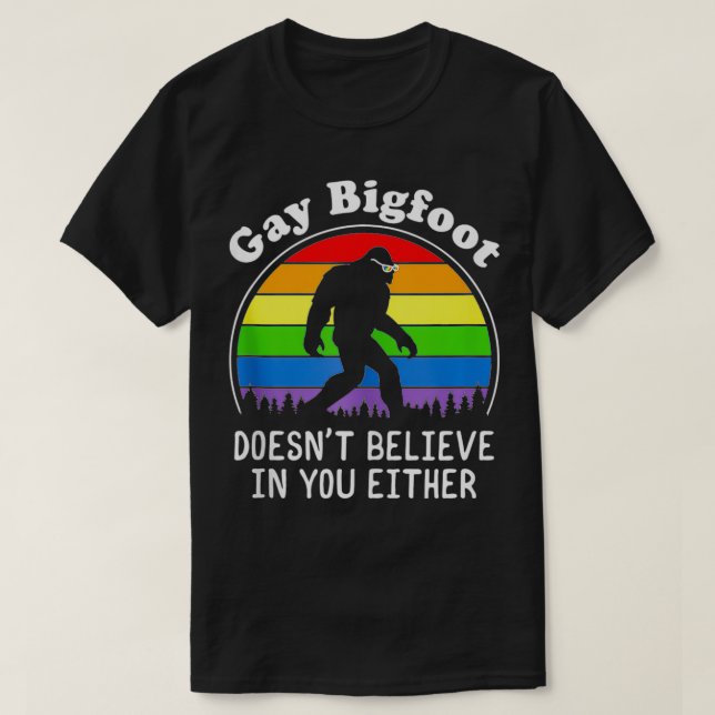 Camiseta Orgullo Gay Gracioso Gay Pie Arcoiris Sasquatch Re (Diseño del anverso)