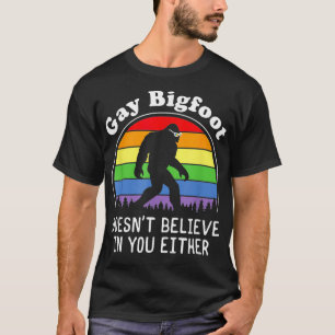 Camiseta Orgullo Gay Gracioso Gay Pie Arcoiris Sasquatch Re