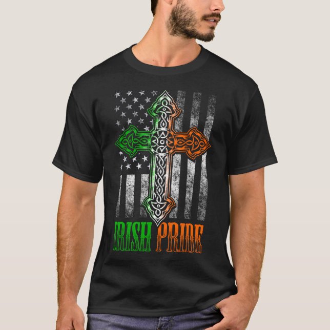 Camiseta Orgullo Irlandés Cruz Celta Bandera Norteamericana (Anverso)