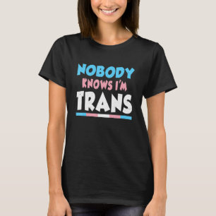 Camiseta Orgullo LGBT Nadie sabe que soy transgénero