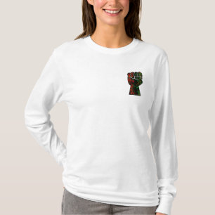 Camiseta orgullo negro bandera panafricana roja verde puño 