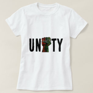 Camiseta orgullo negro bandera panafricana roja verde puño 