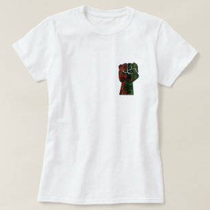 Camiseta orgullo negro bandera panafricana roja verde puño