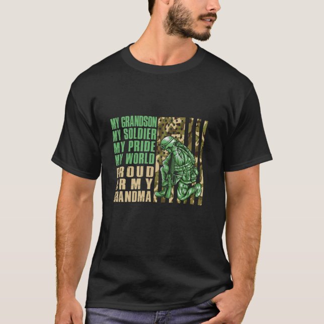 Camiseta Orgullosa abuela del ejército abuelo de Estados Un (Anverso)