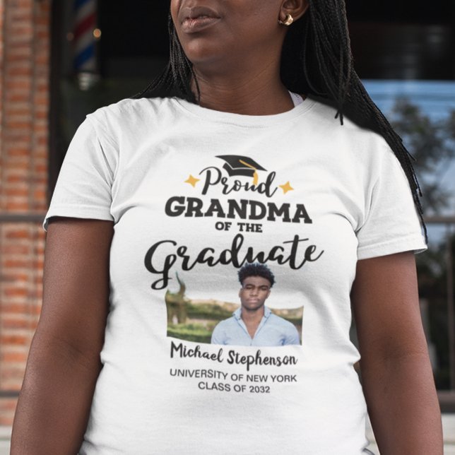 Camiseta Orgullosa abuela del graduado con foto de nombre T (Subido por el creador)
