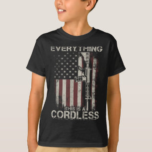 Camiseta Orgullosa bandera estadounidense veterana de armas
