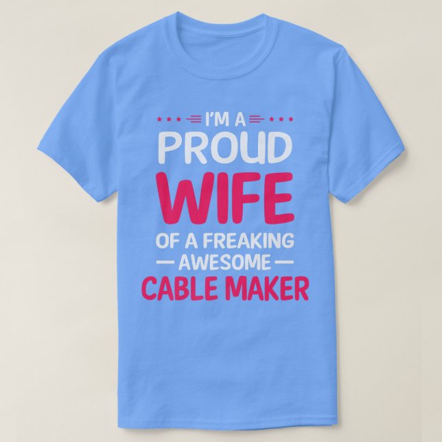 Camiseta Orgullosa Esposa De Impresionante HOMBRO DE CABLES (Diseño del anverso)