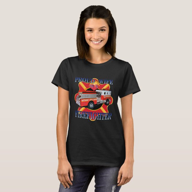 Camiseta Orgullosa Esposa De Un Bombero (Anverso completo)