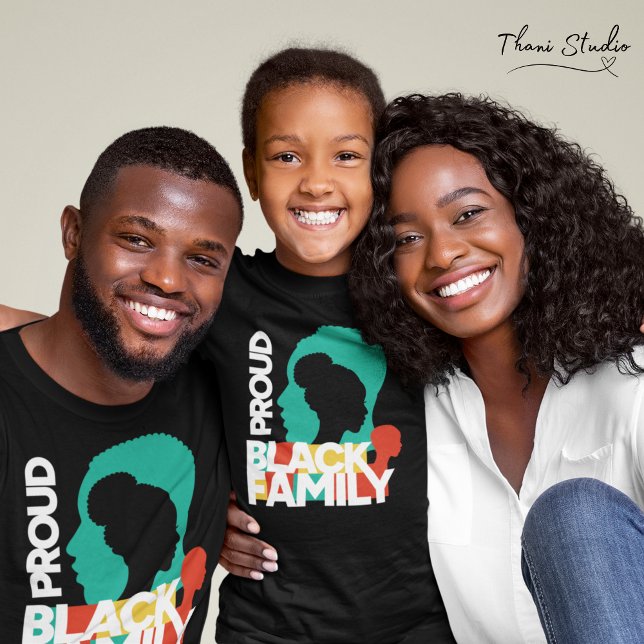 Camiseta Orgullosa familia negra Mes de historia negra (Subido por el creador)