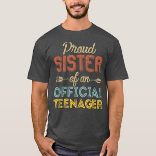 Camiseta Orgullosa hermana de adolescente oficial 13 cumple