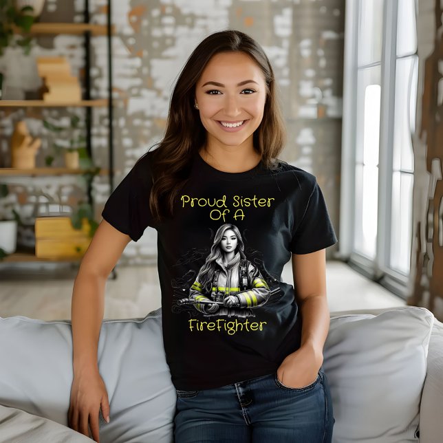 Camiseta Orgullosa Hermana De FireFighter (Subido por el creador)