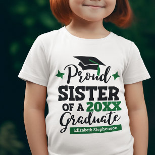 Camiseta Orgullosa hermana de un graduado de 2022 gorra ver